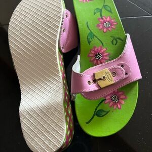 Handpainted Sandals with Floral Design from Italy Size 10